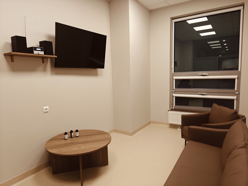 Zdjęcie wyremontowanego pomieszczenia strefy pacjenta